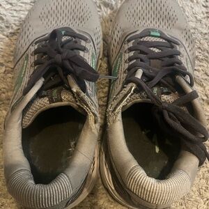 Brooks Ariel 20 Running Shoes Sneakers 9.5
